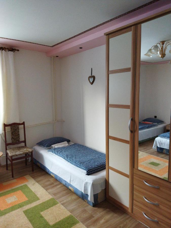 Lucky Cat Hotel Nová Lesná Eksteriør billede